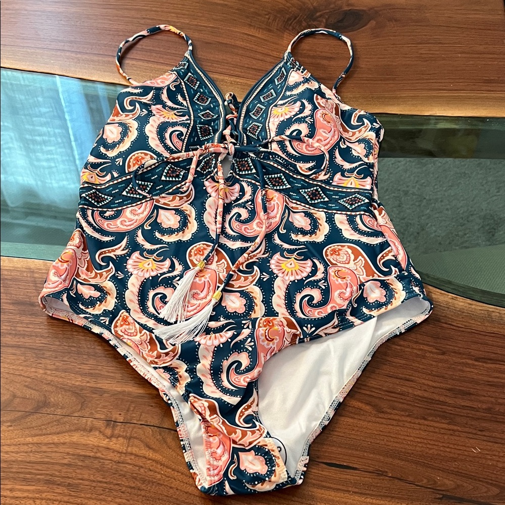 Women’s Black & Pink Paisley One-Piece Swimsuit